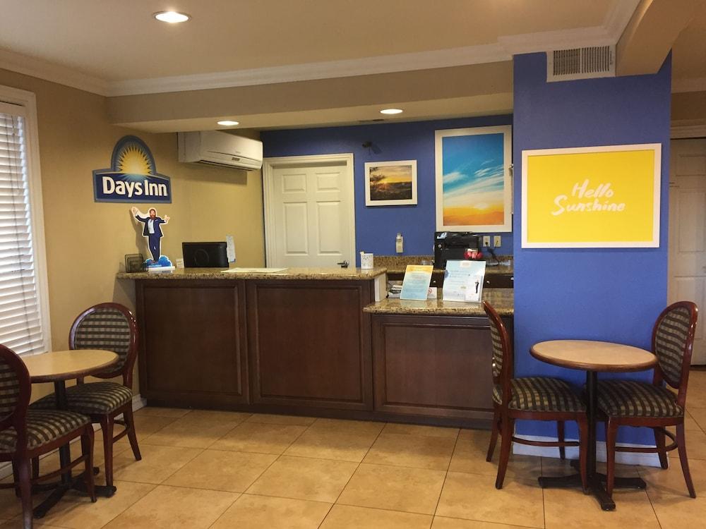 Days Inn By Wyndham Kingman East Екстериор снимка