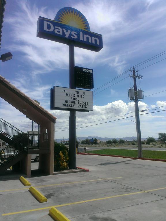 Days Inn By Wyndham Kingman East Екстериор снимка