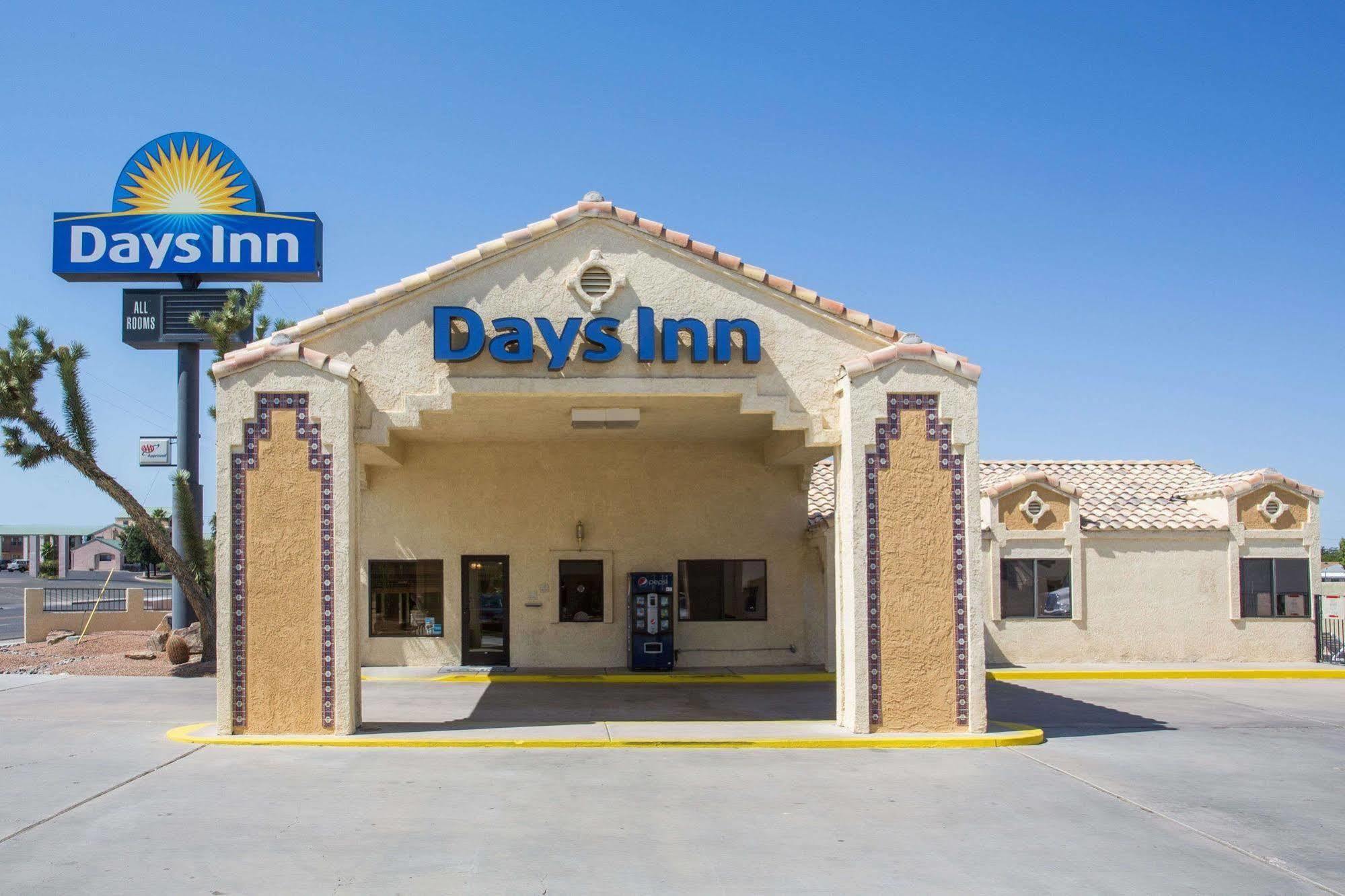 Days Inn By Wyndham Kingman East Екстериор снимка